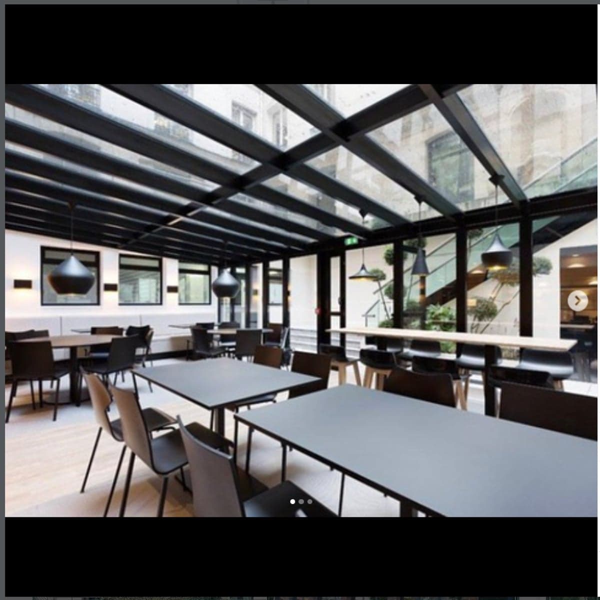 Verrière commerciale 25 rue de Courcelles